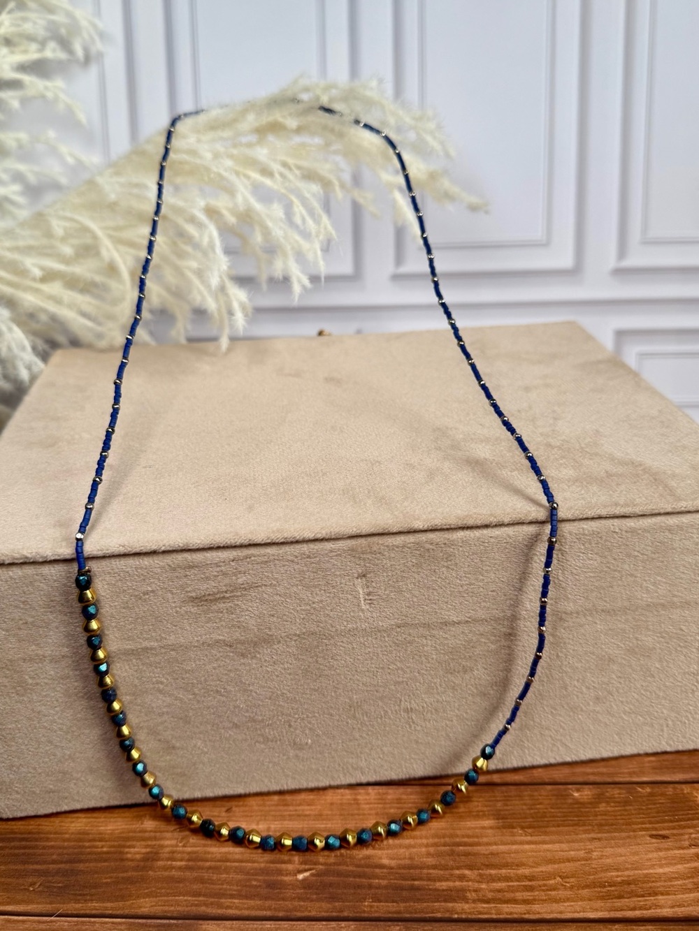 ME to WE Blue Seed Bead Necklace Gold Tone Iridescent Beads Boho Layering 26”